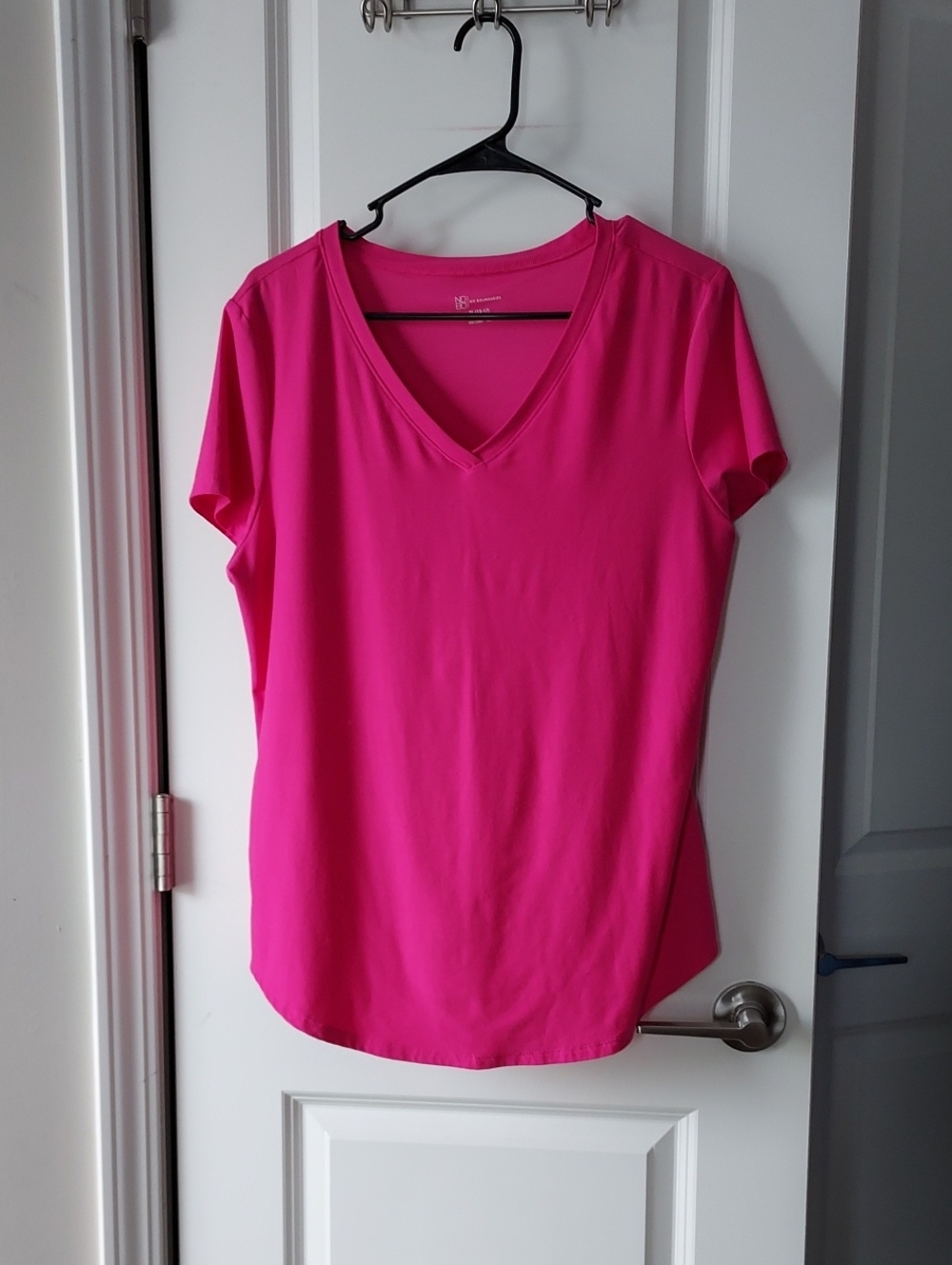 No Boundaries Women's V-Neck Active Tee in Bright Pink